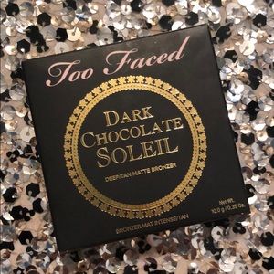 Too Faced Dark Chocolate Soleil Bronzer